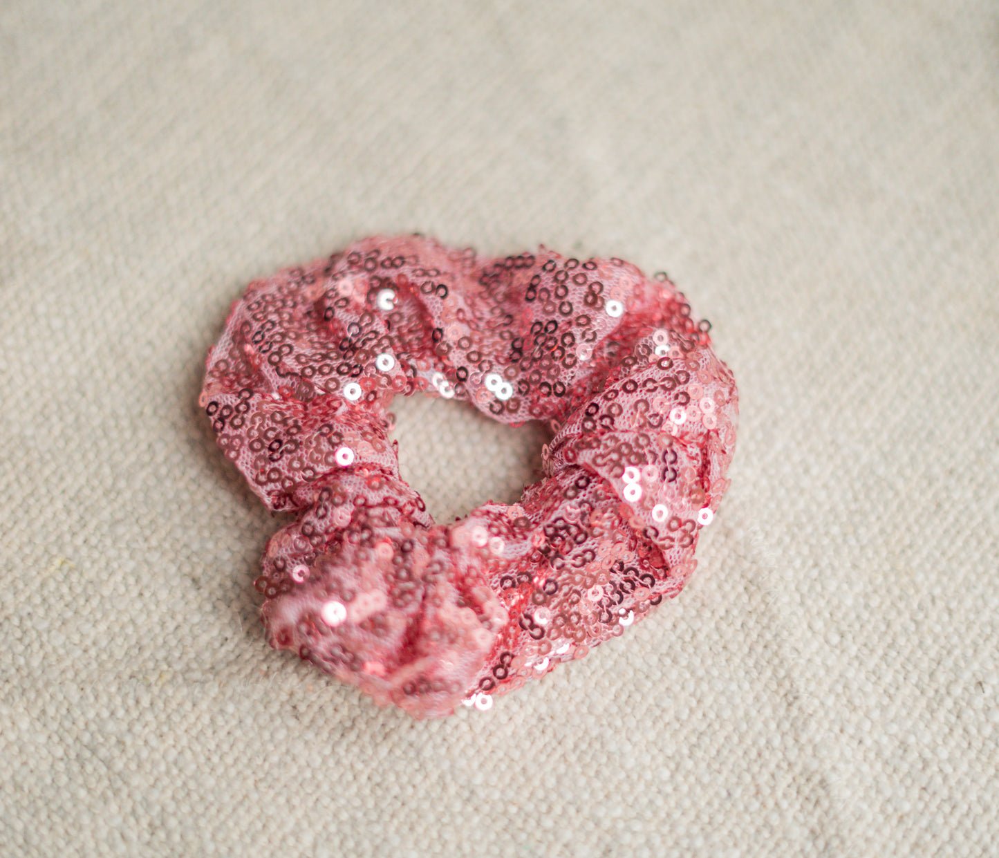 Glitter scrunchie