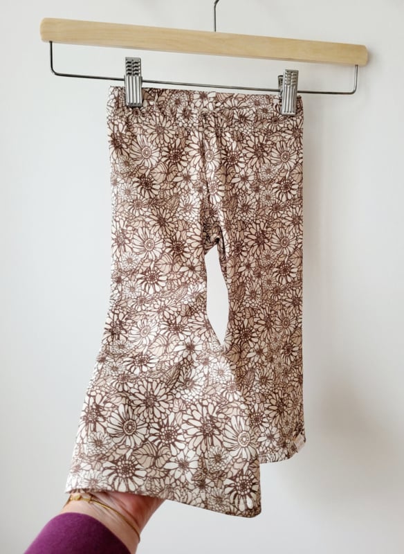 Flared broek retro bloemen