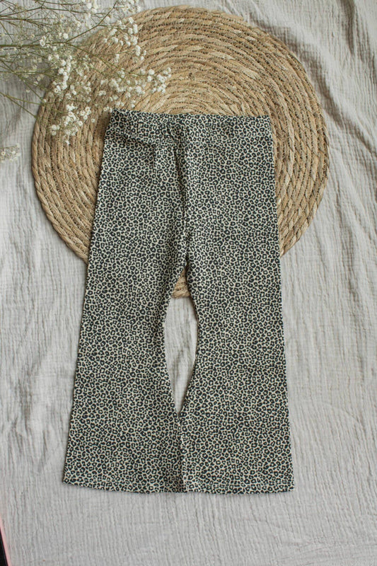 Flared broek leopard sand
